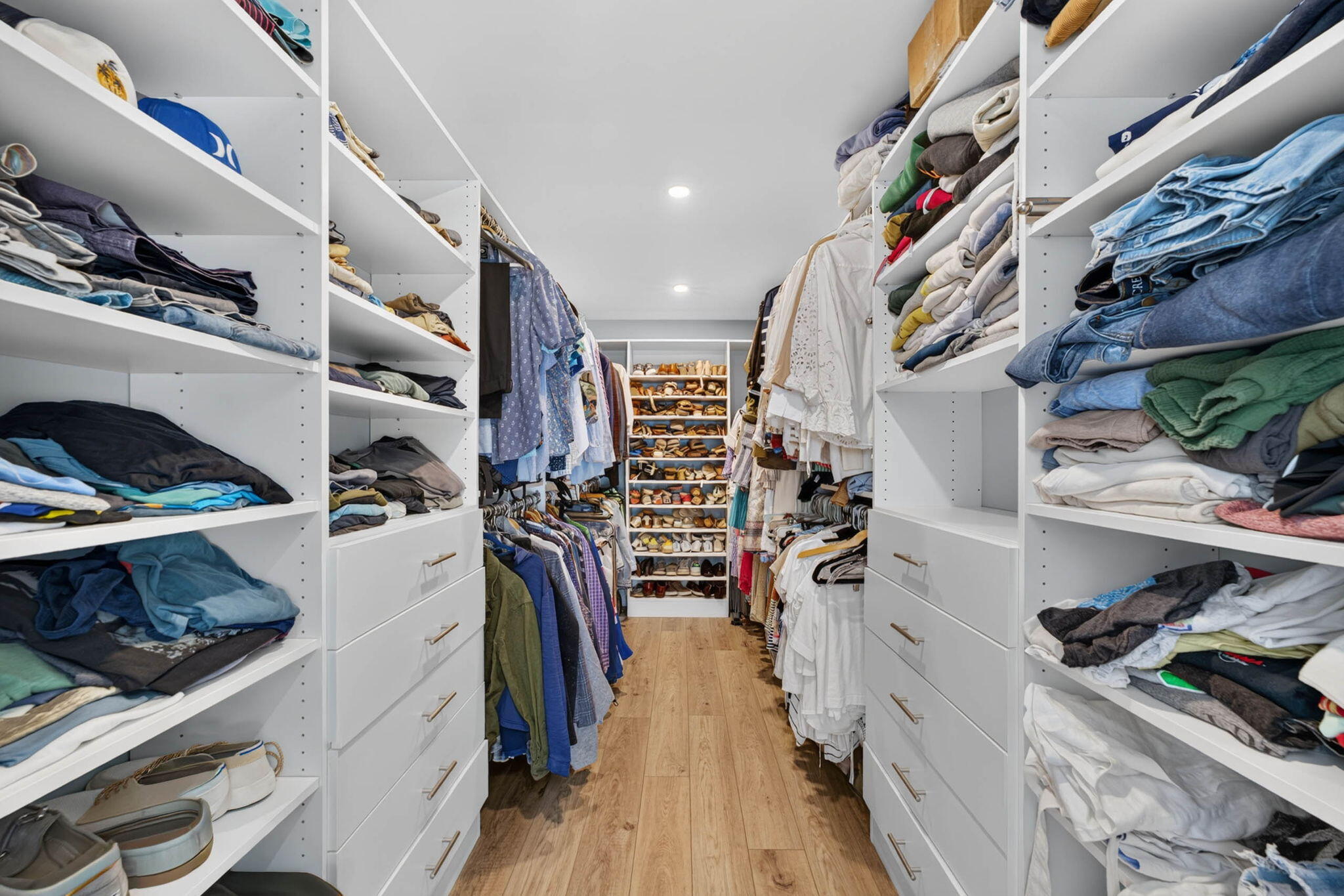 1055 Royalist Road
