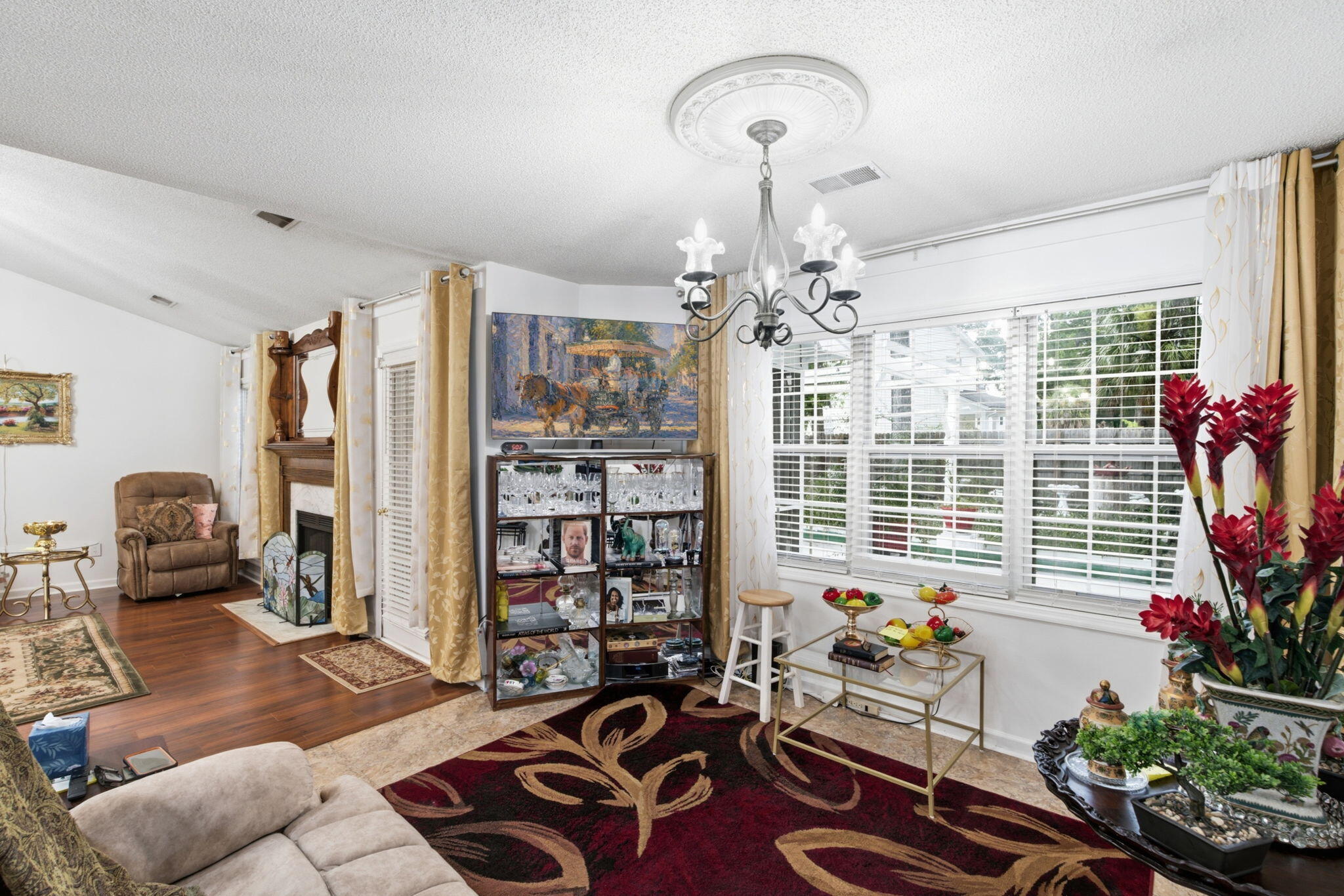 5408 Vernon Place