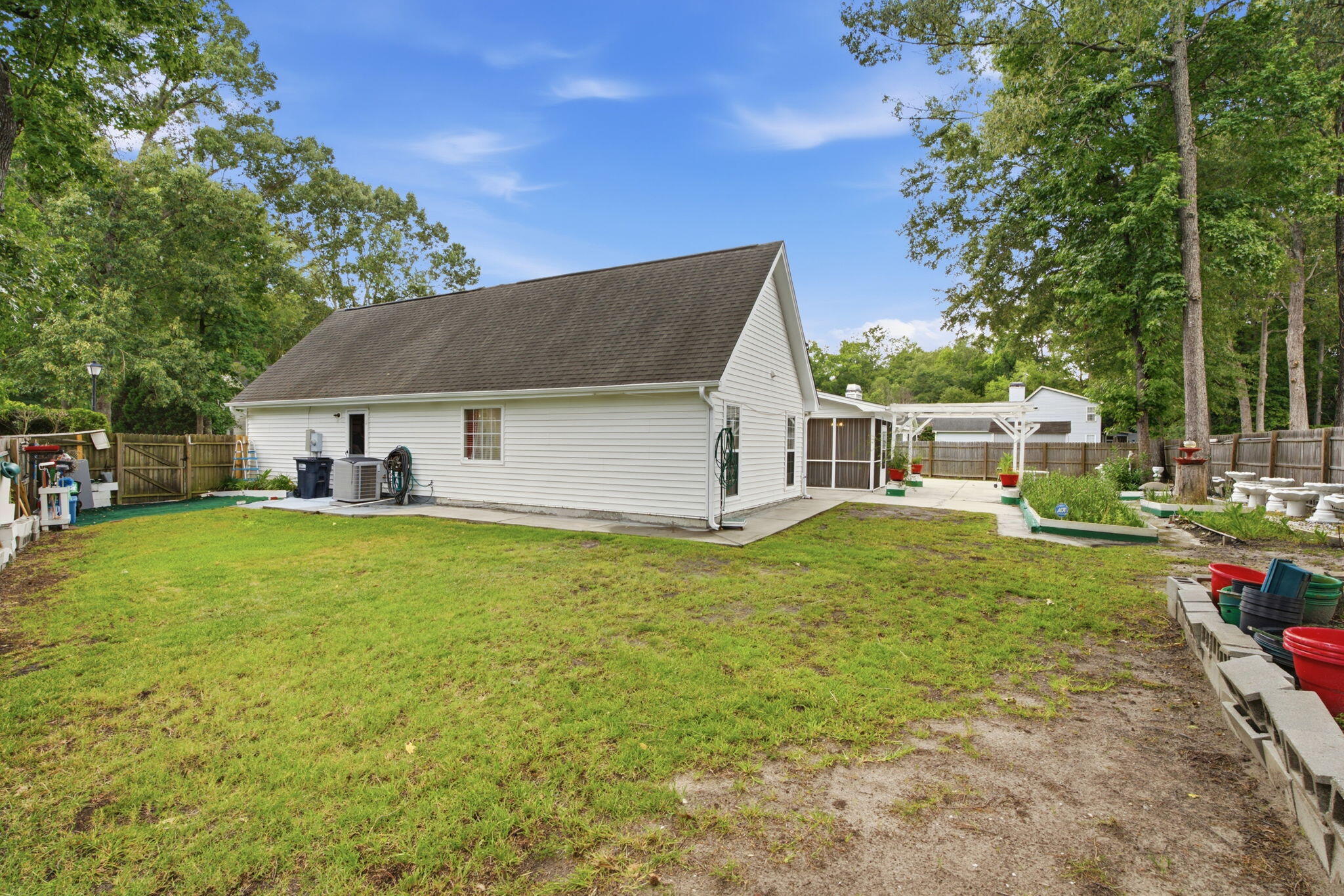 5408 Vernon Place