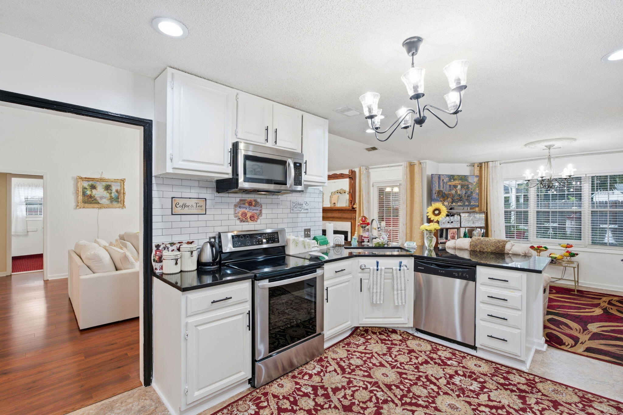 5408 Vernon Place