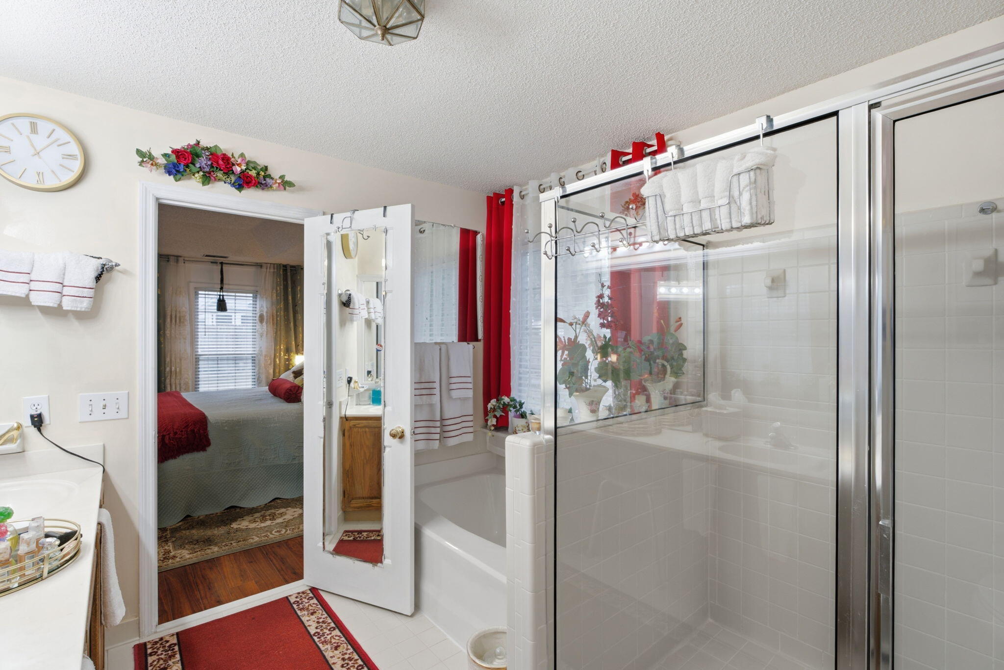 5408 Vernon Place
