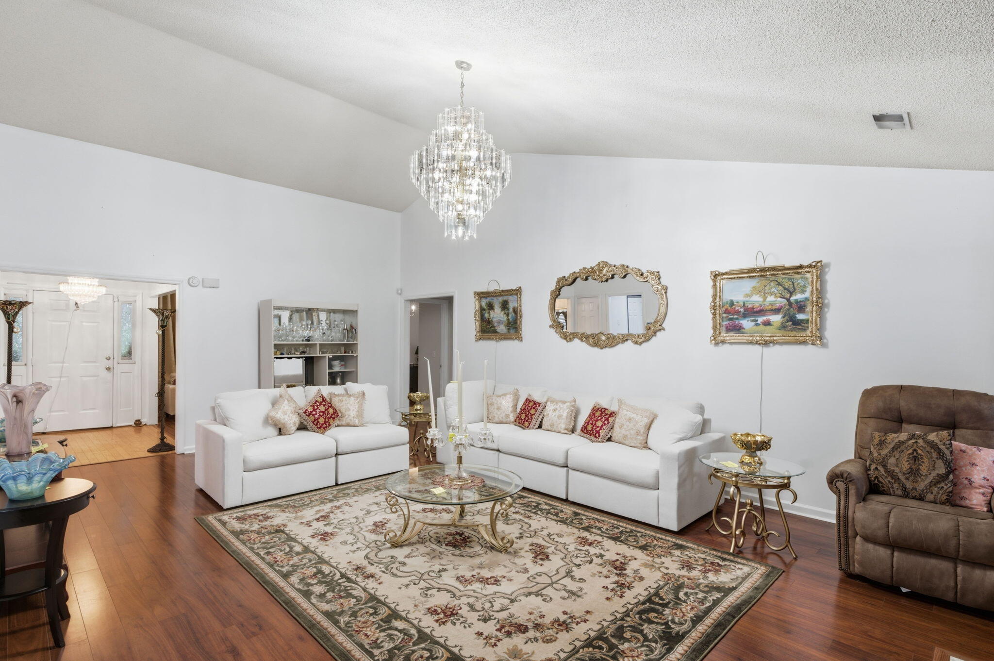 5408 Vernon Place