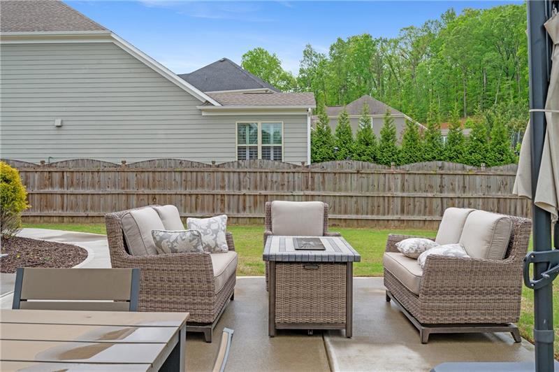 800 Ivy Crest Lane