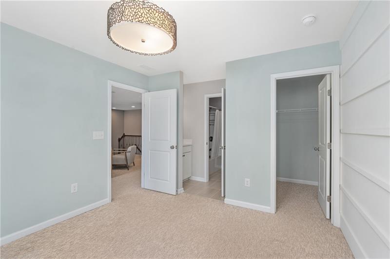 800 Ivy Crest Lane