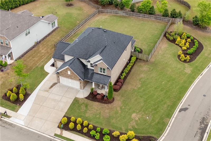 800 Ivy Crest Lane