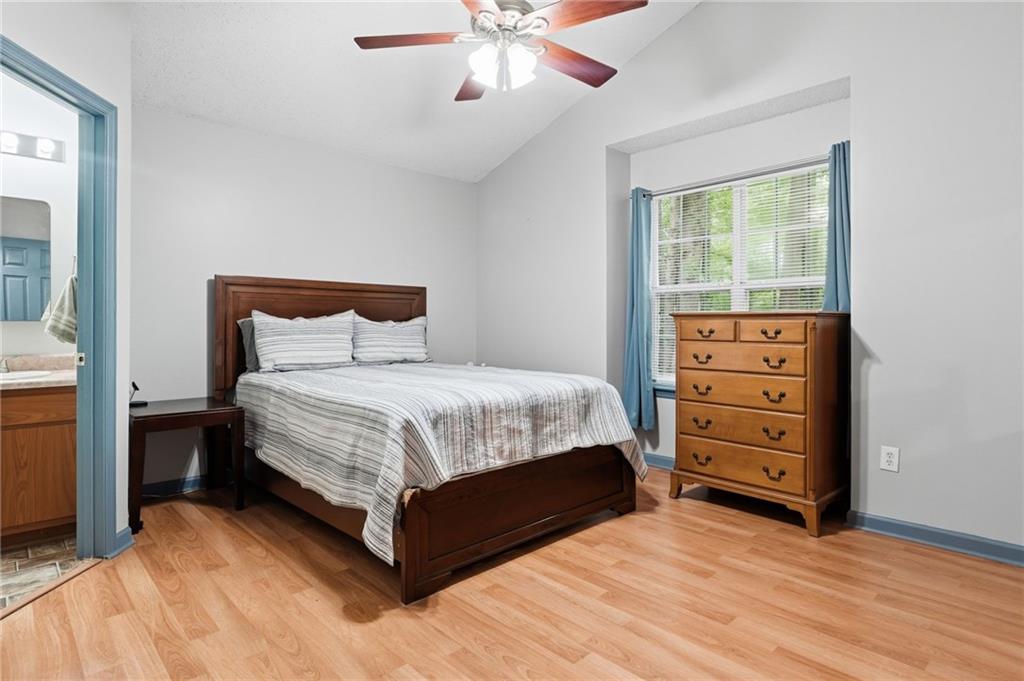 40 Yeager Court