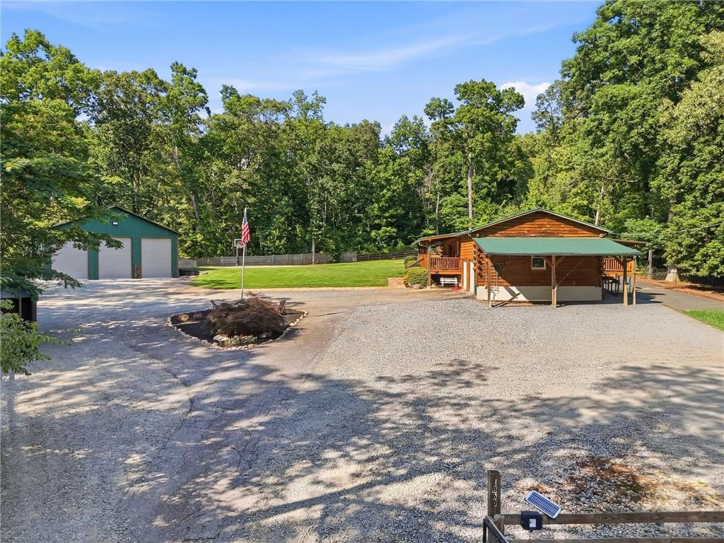 1860 W Elmwood Drive