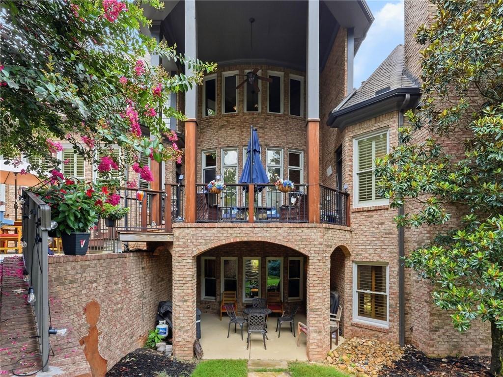 501 Gold Shore Lane