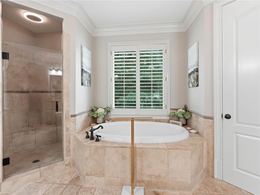 501 Gold Shore Lane
