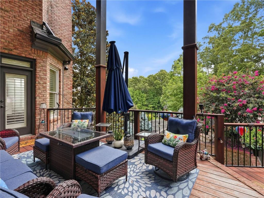501 Gold Shore Lane