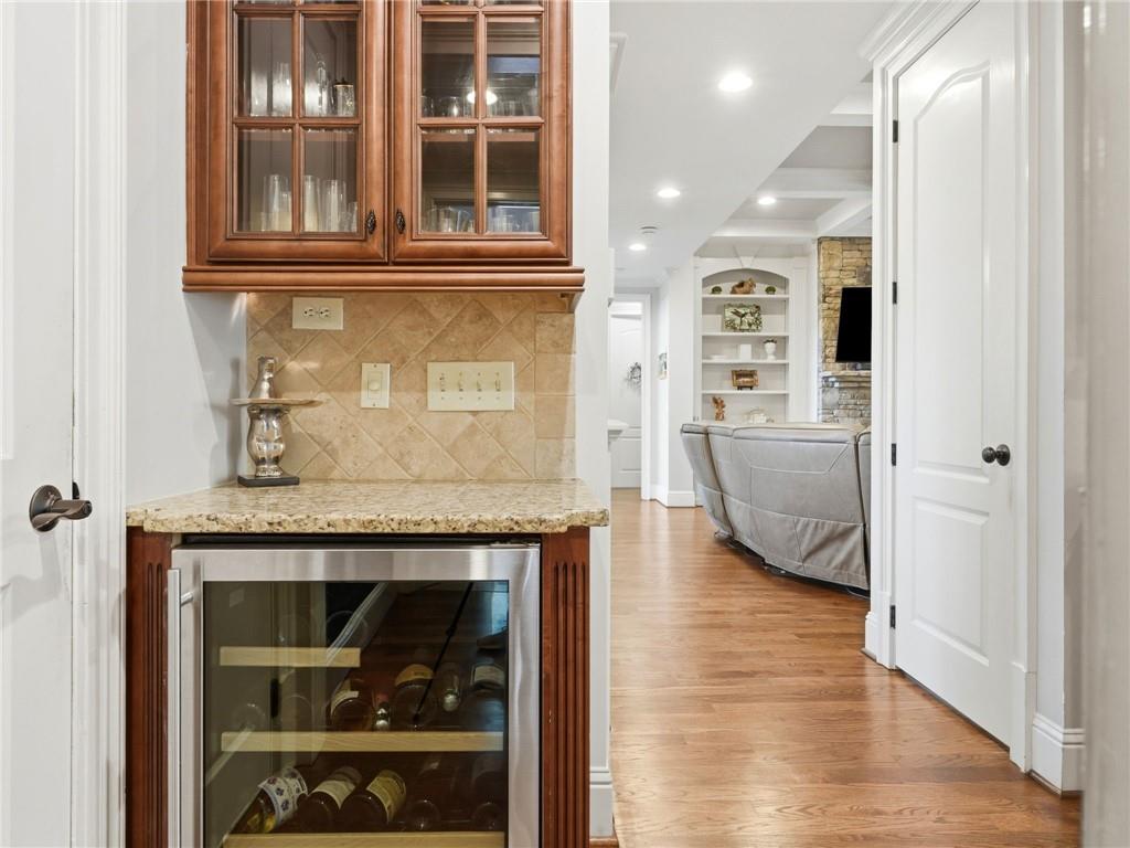 501 Gold Shore Lane