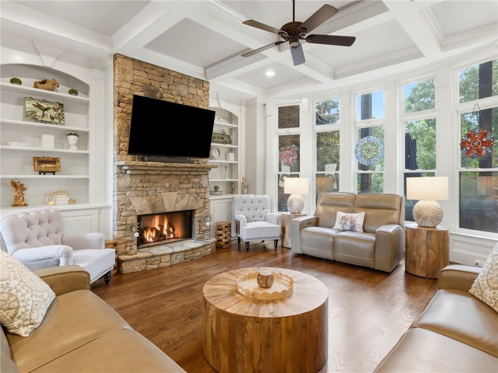 501 Gold Shore Lane