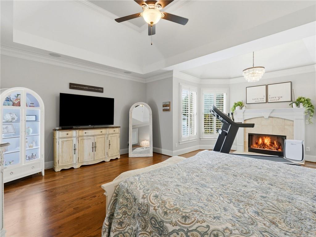 501 Gold Shore Lane