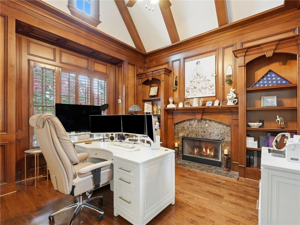 501 Gold Shore Lane