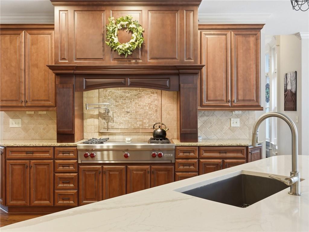 501 Gold Shore Lane