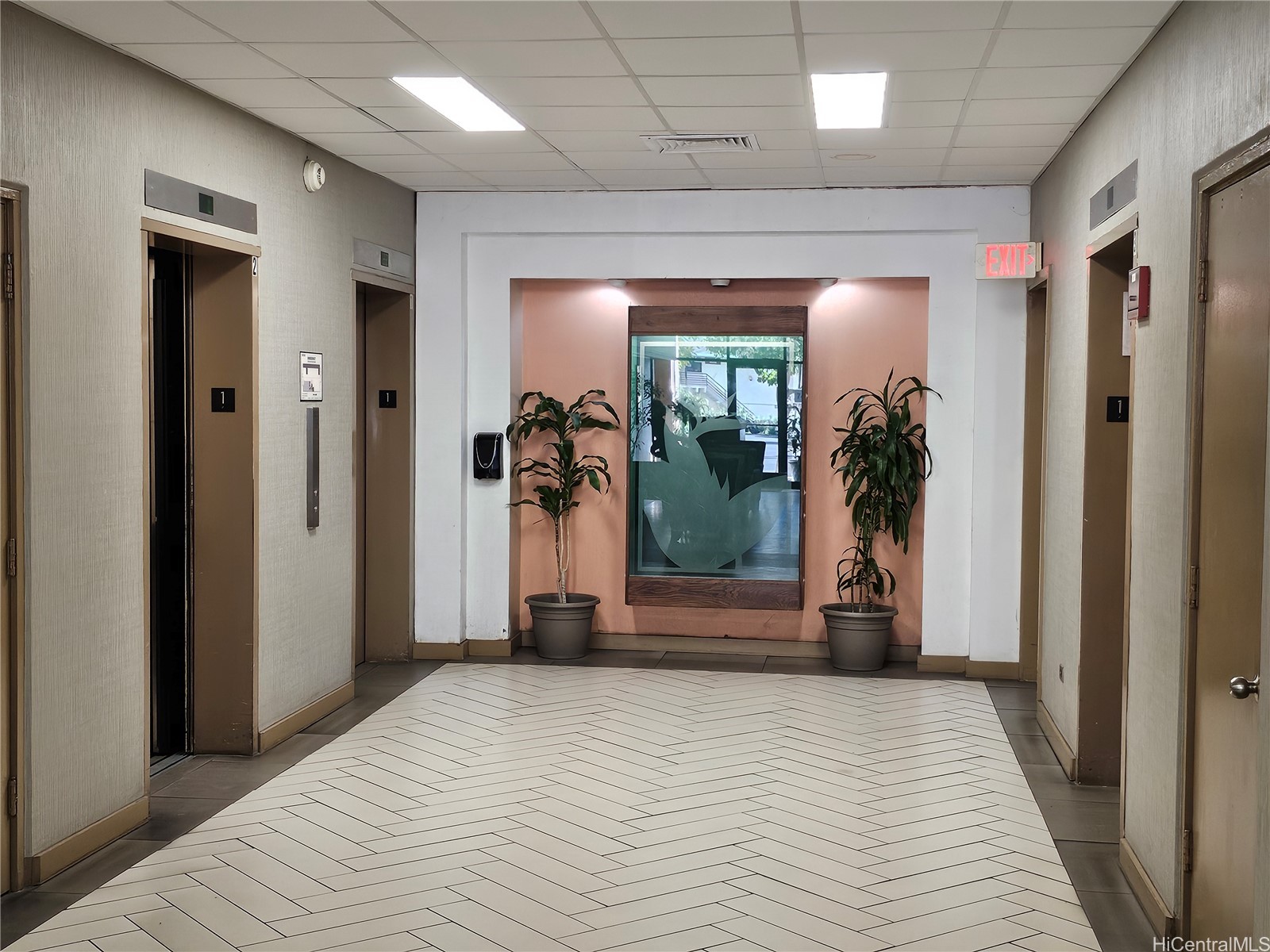 747 Amana Street 2109