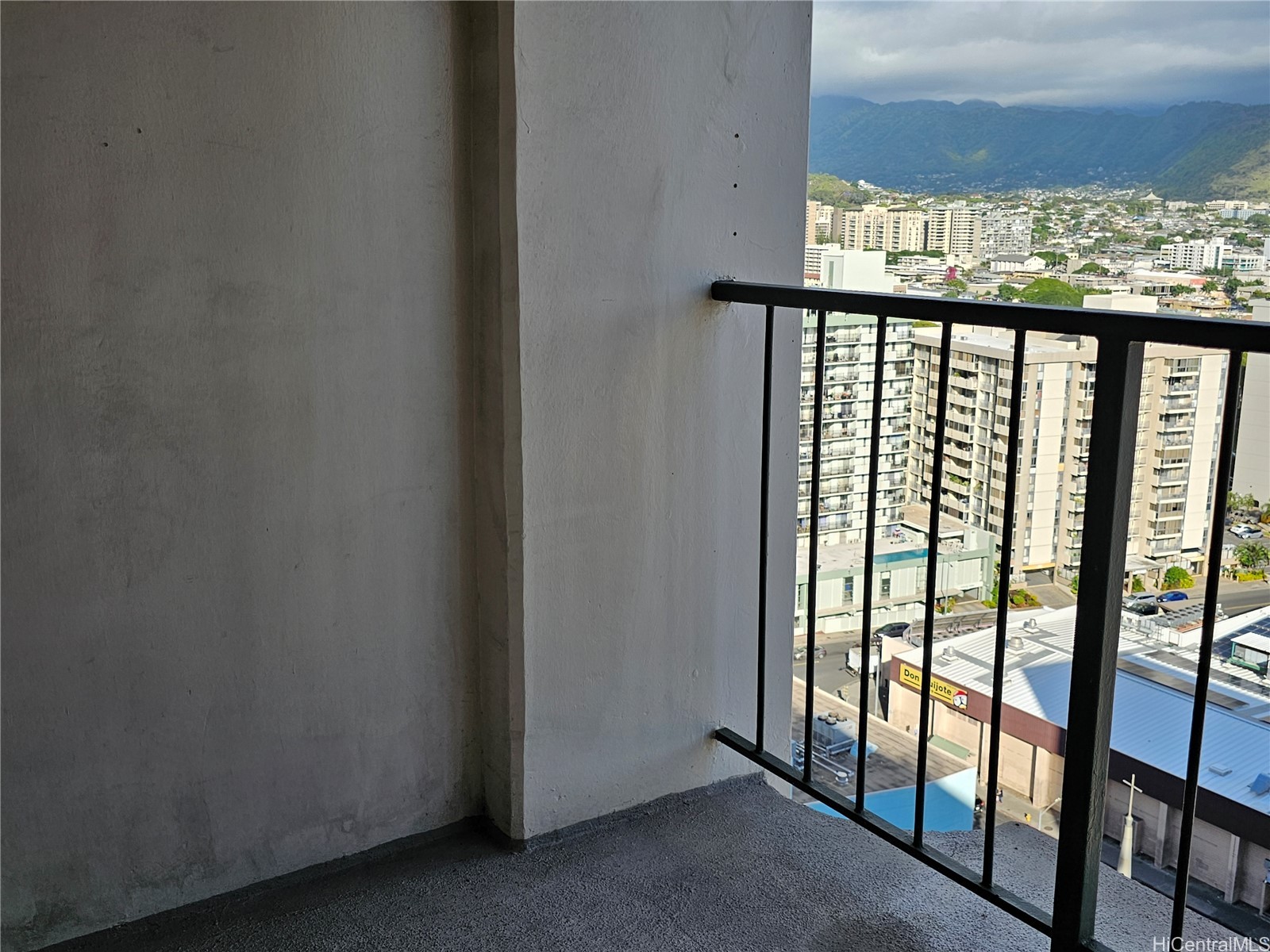 747 Amana Street 2109