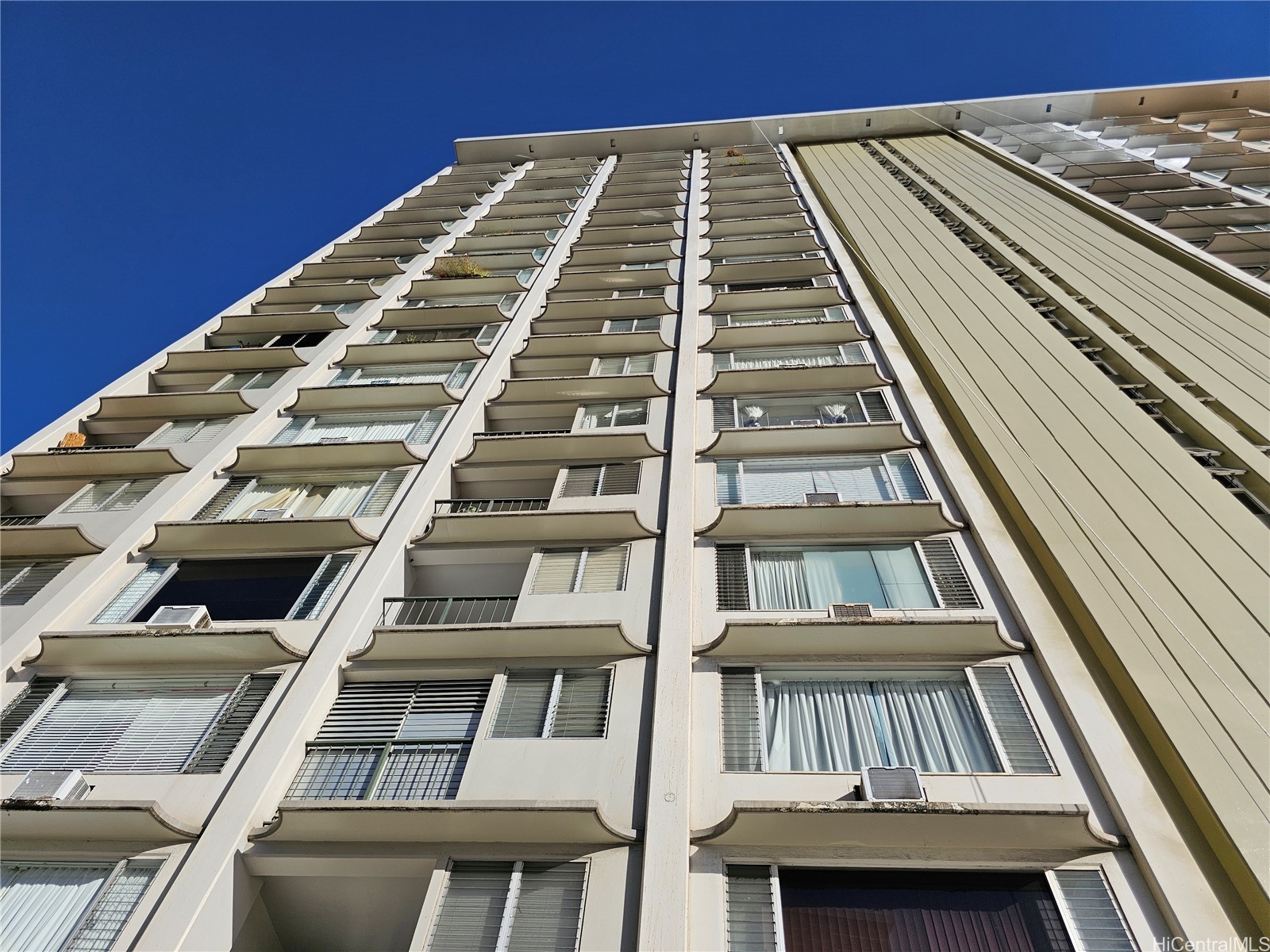 747 Amana Street 2109