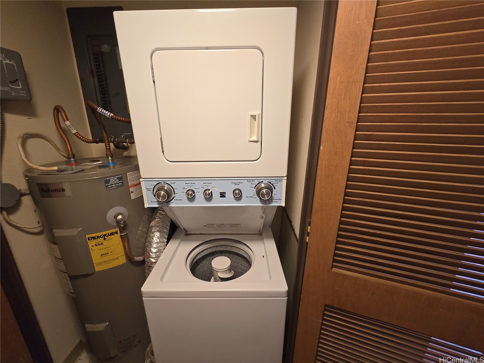 1621 Dole Street 504