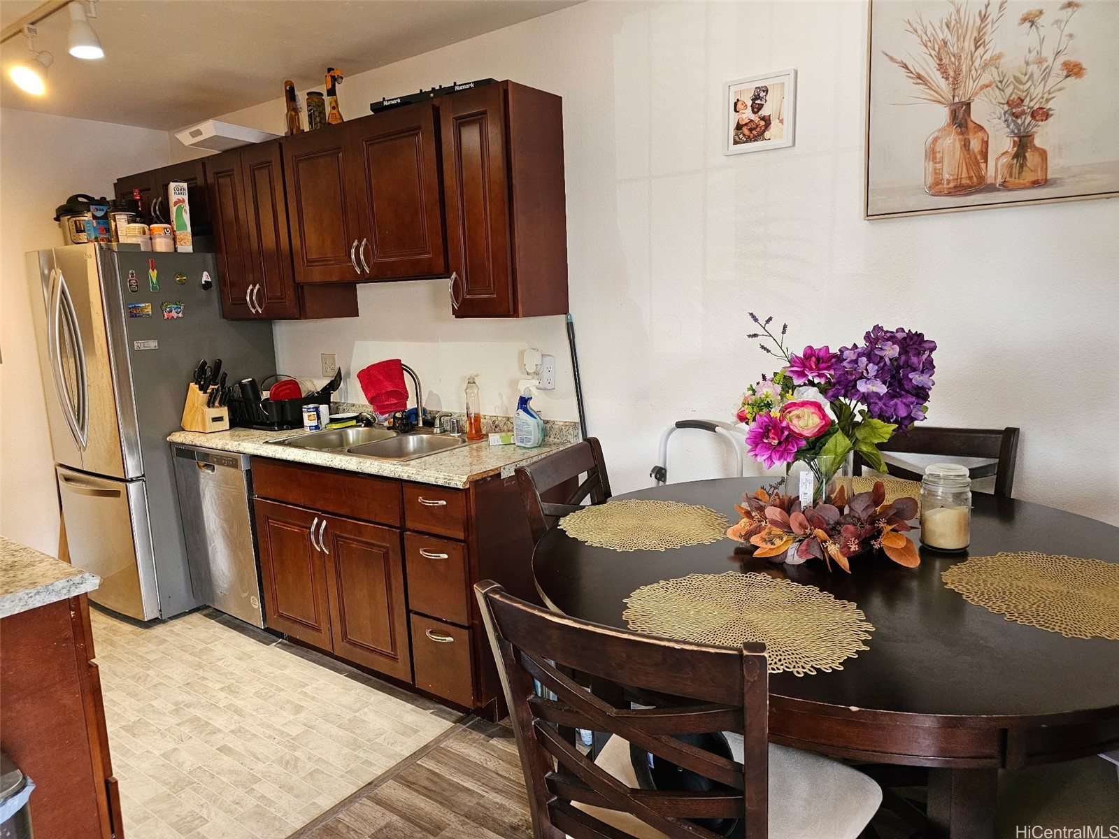 91-1139 Mikohu Street 27U