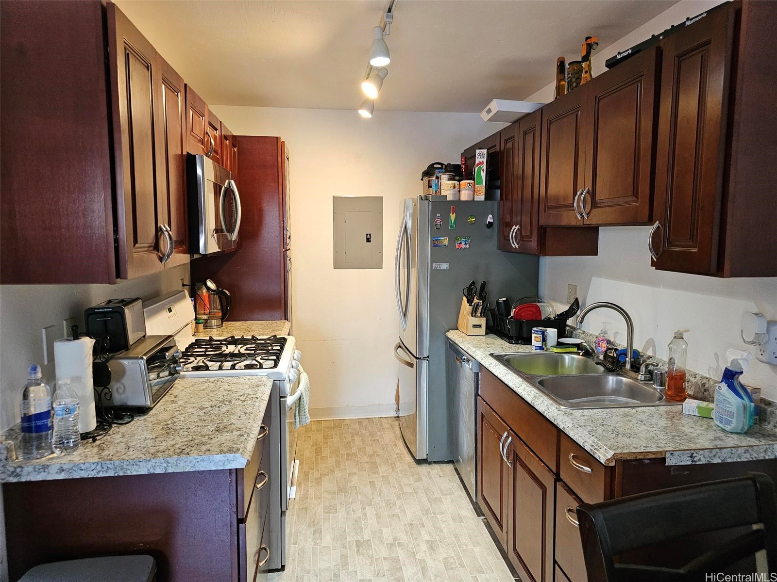 91-1139 Mikohu Street 27U