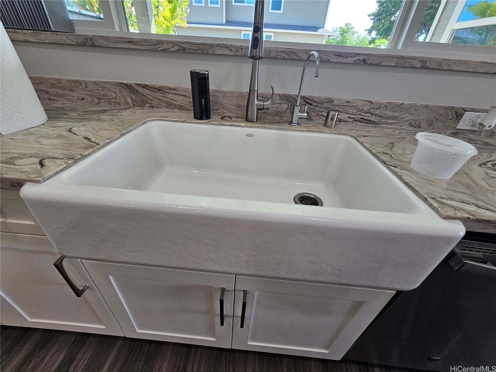 91-5408 Kapolei Parkway 16