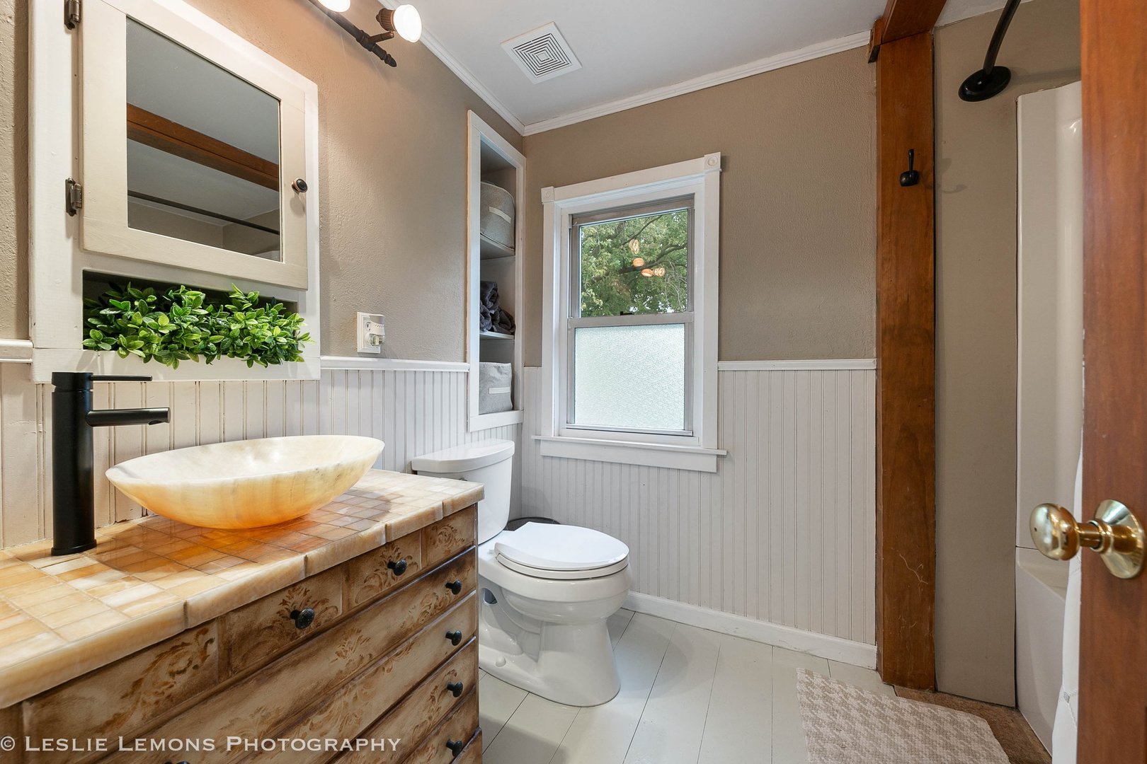 10211 5th Ave Cut Off Avenue