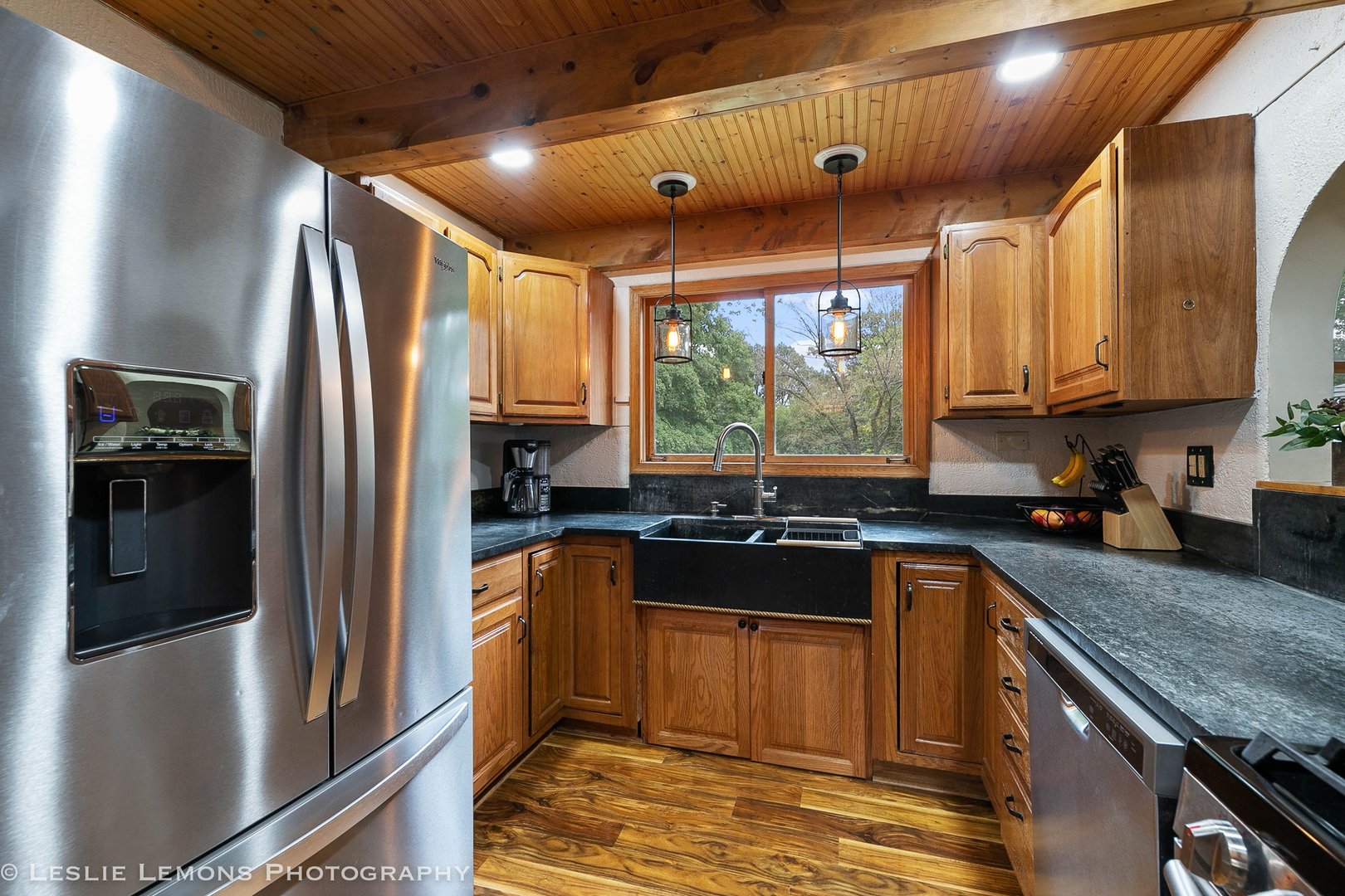 10211 5th Ave Cut Off Avenue