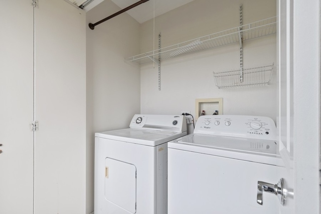 335 W Alpine Springs Drive