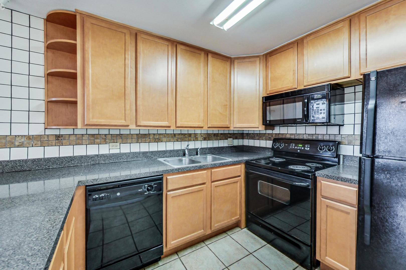 1605 Fairway Drive Unit: 1D