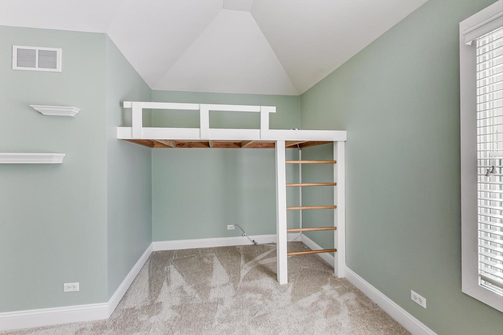 220 E Franklin Street