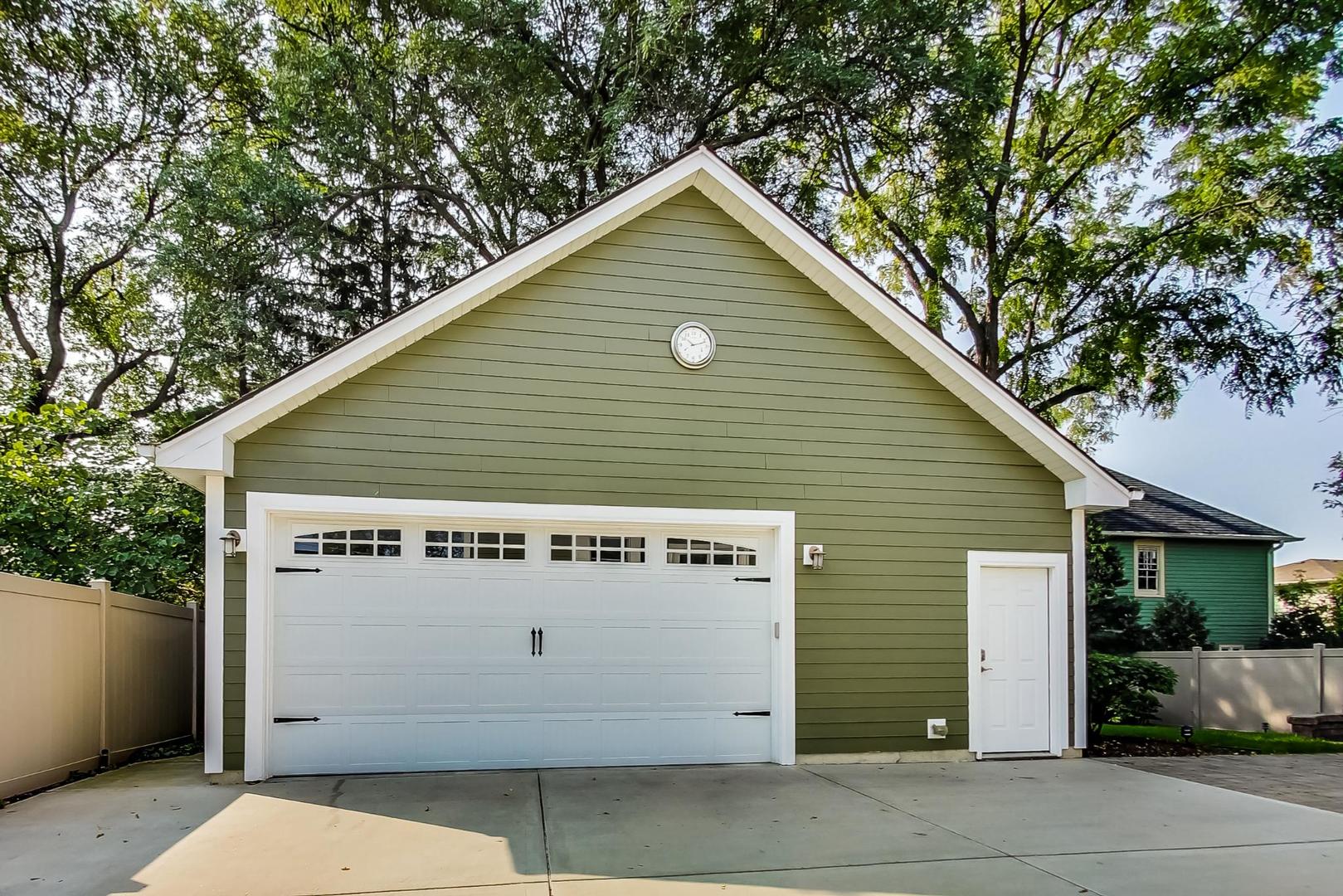 220 E Franklin Street