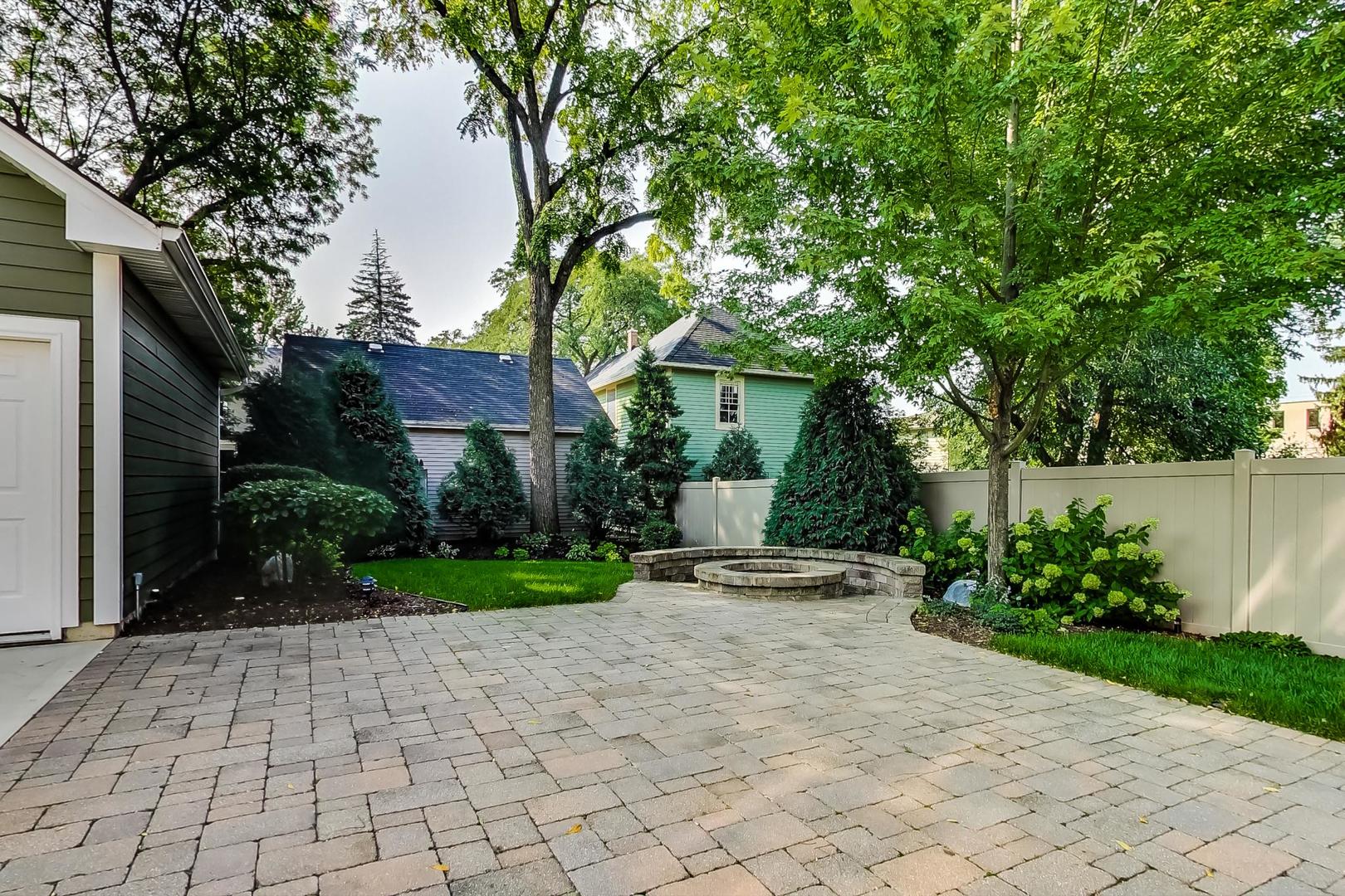 220 E Franklin Street