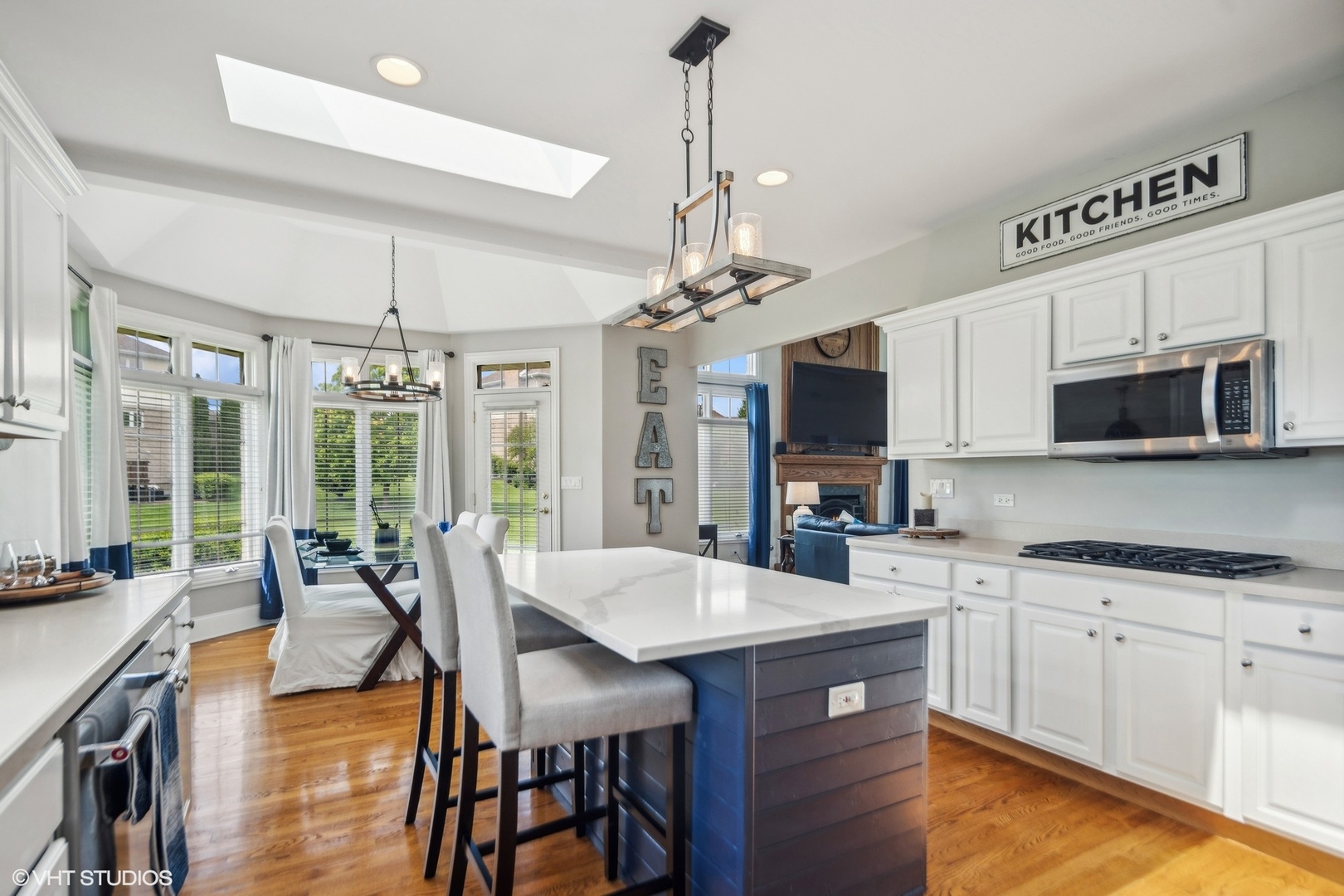 16058 W Red Cloud Drive