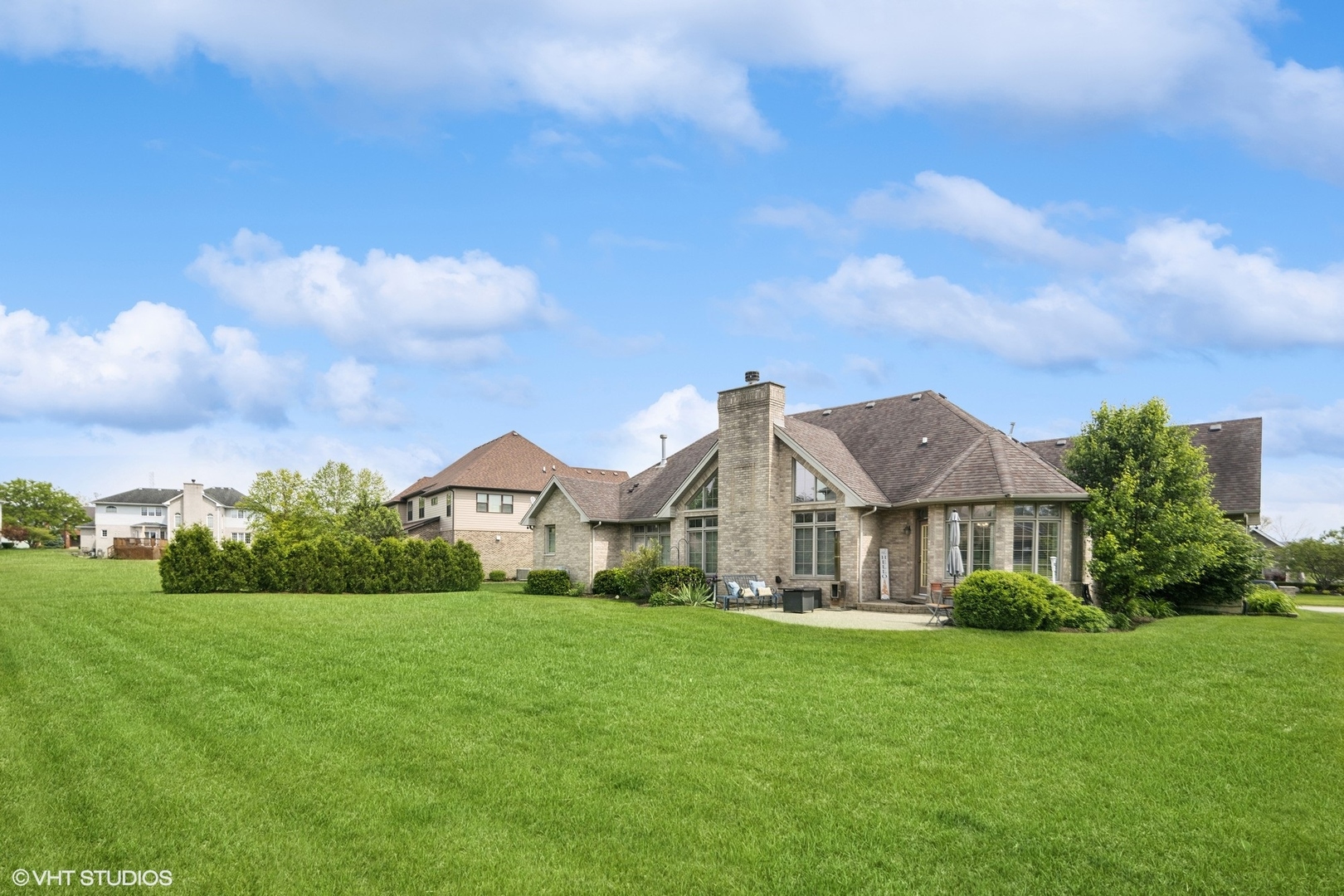 16058 W Red Cloud Drive