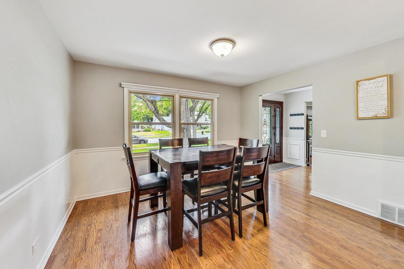 5829 Dearborn Parkway