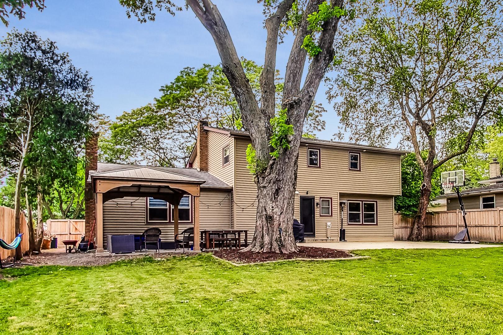 5829 Dearborn Parkway