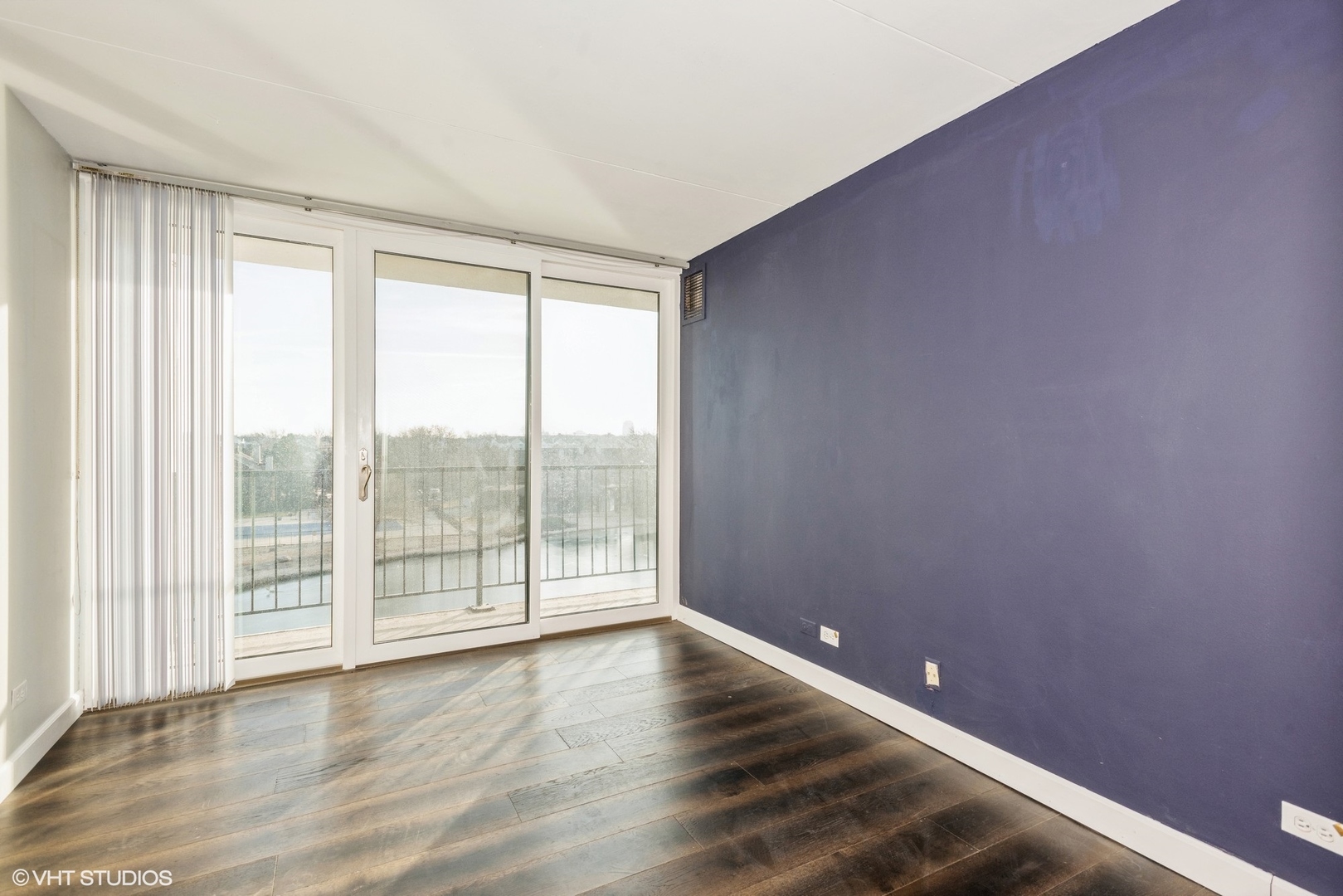 2015 S Finley Road Unit: 403