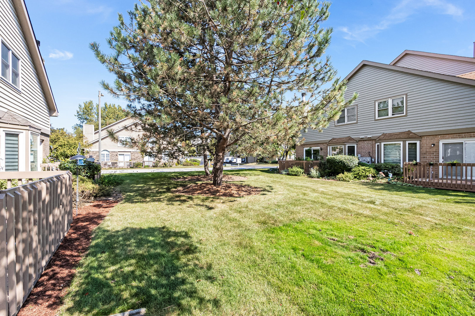 1512 Barrymore Drive Unit: 1512