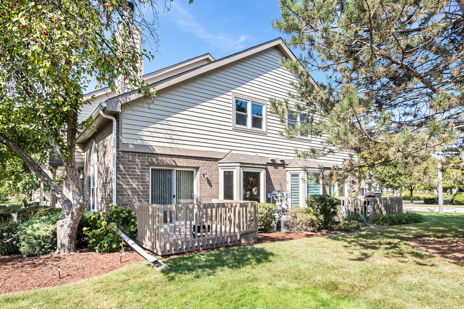 1512 Barrymore Drive Unit: 1512