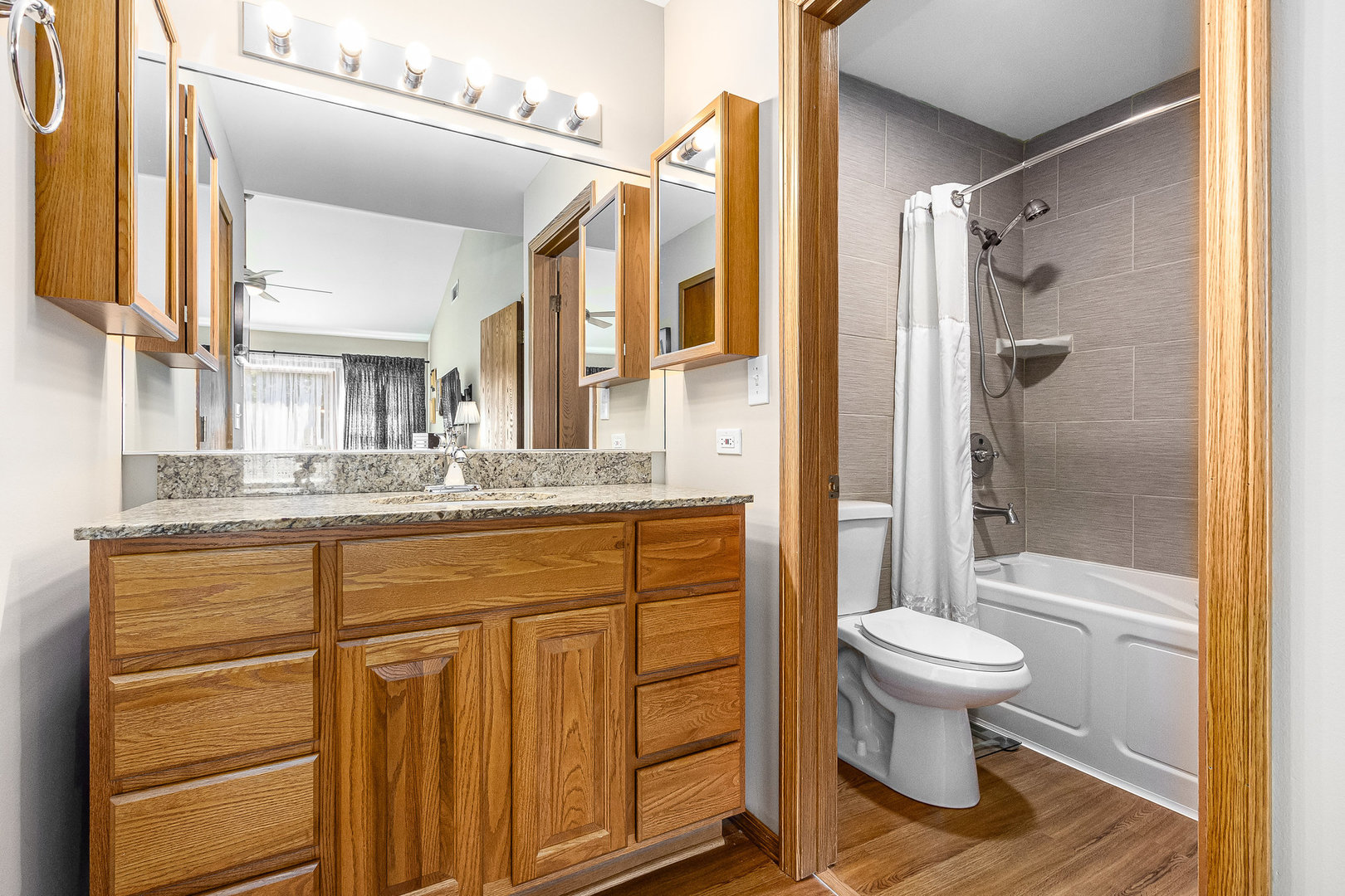 1512 Barrymore Drive Unit: 1512