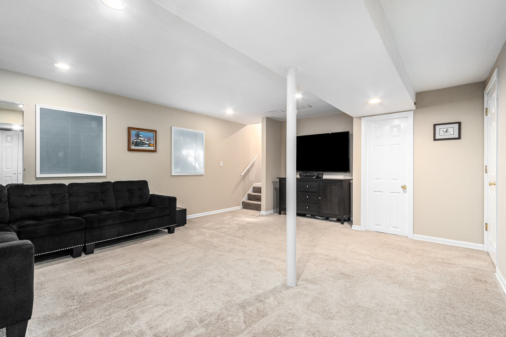 1512 Barrymore Drive Unit: 1512
