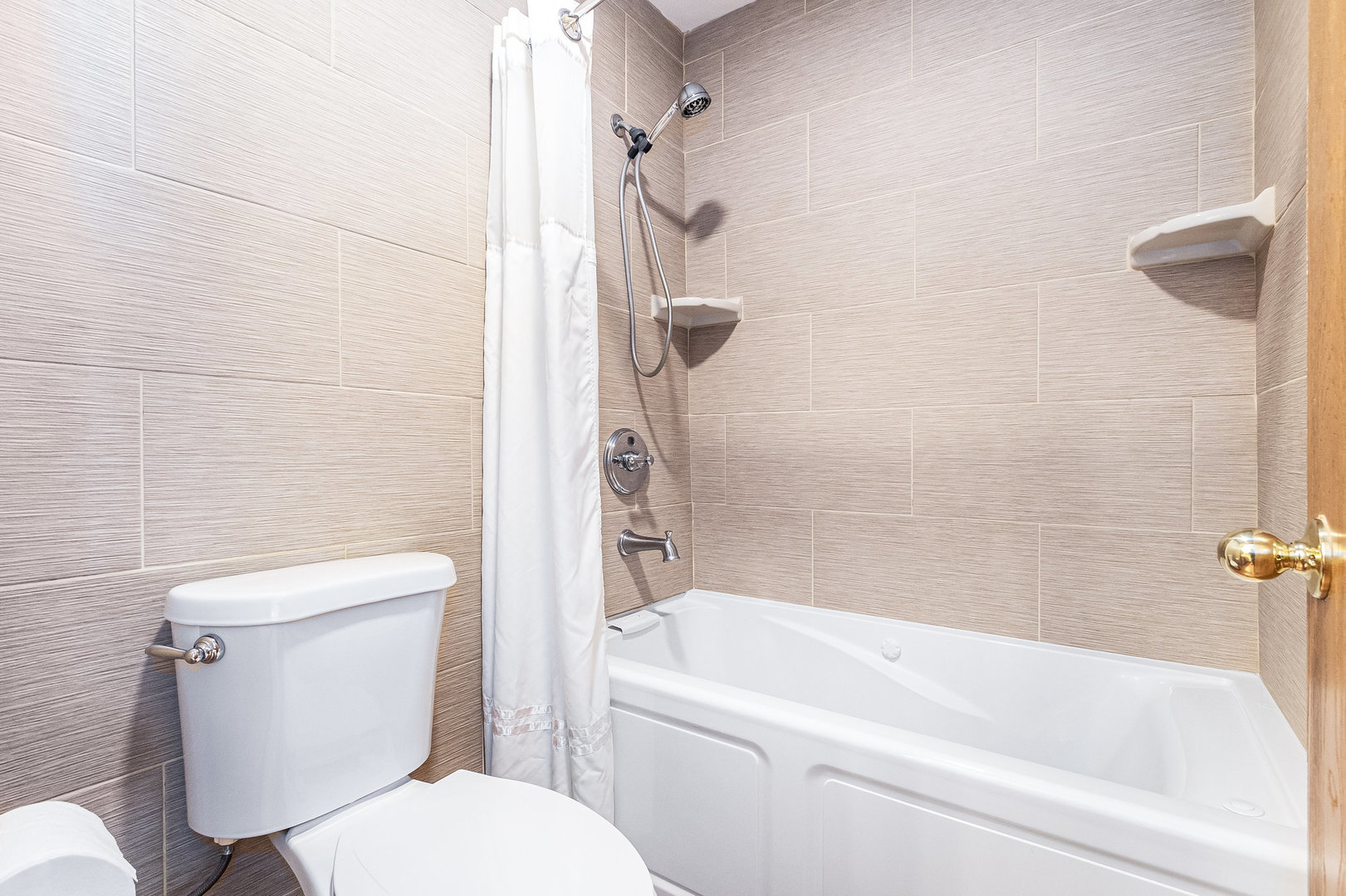 1512 Barrymore Drive Unit: 1512