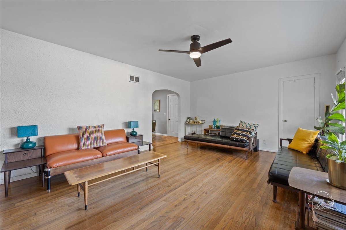 2815 Campton Hills Road