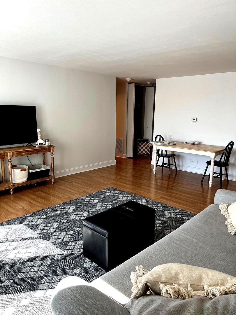 430 Walnut Creek Lane Unit: 2508