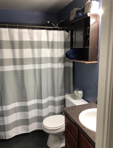 5900 OAKWOOD Drive Unit: 5F