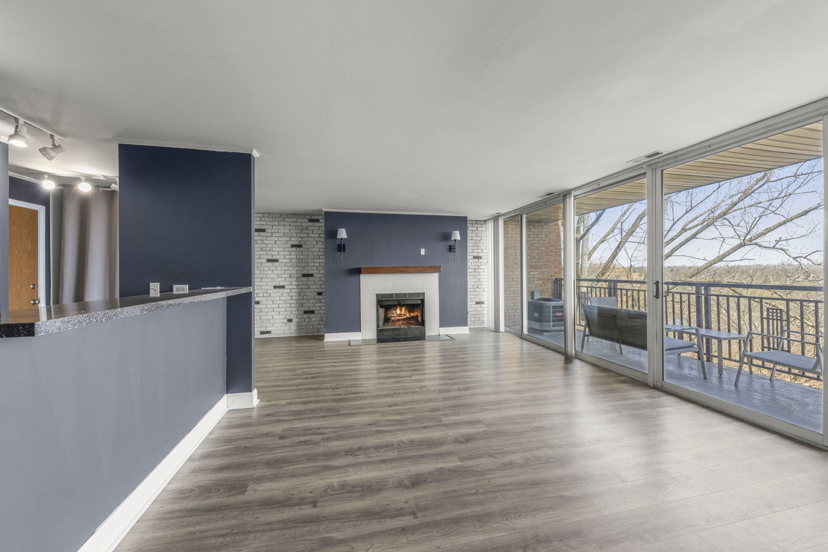 5900 Oakwood Drive Unit: 5F