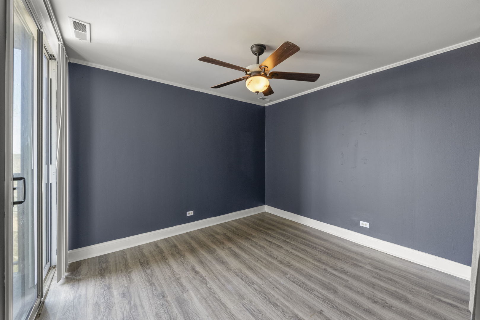 5900 Oakwood Drive Unit: 5F