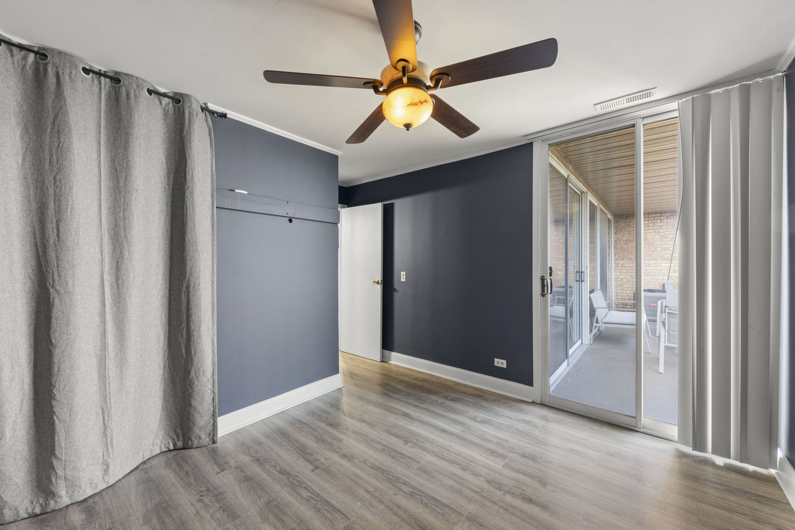 5900 Oakwood Drive Unit: 5F