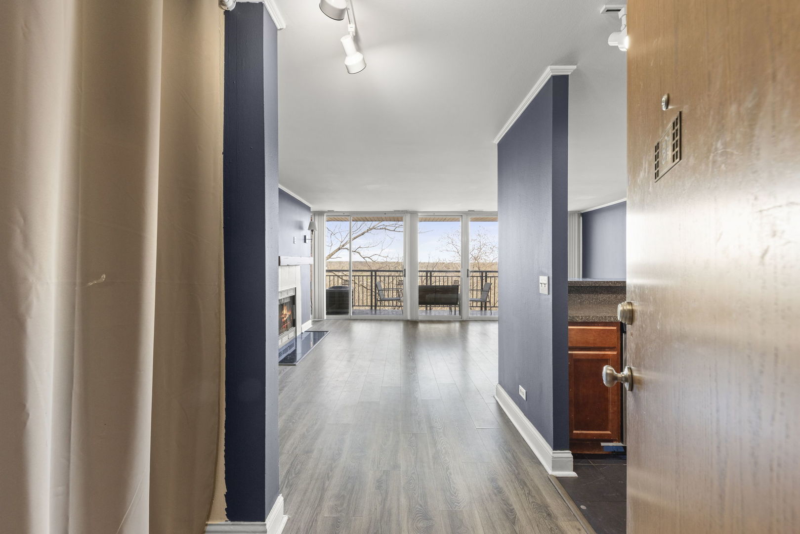 5900 Oakwood Drive Unit: 5F